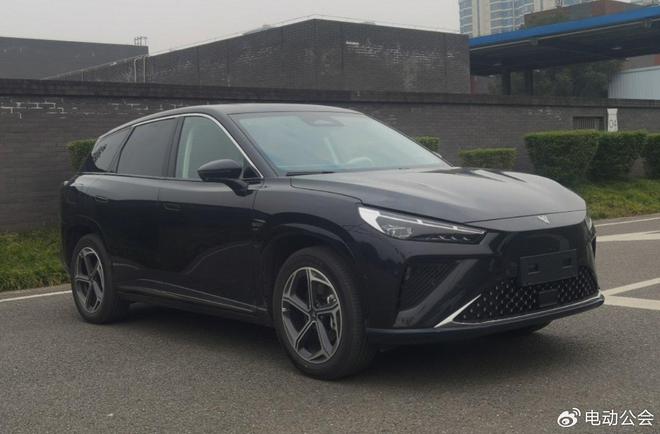 宁德时代神行电池长寿命 L 系列首发落地哪吒 L 汽车(图4)