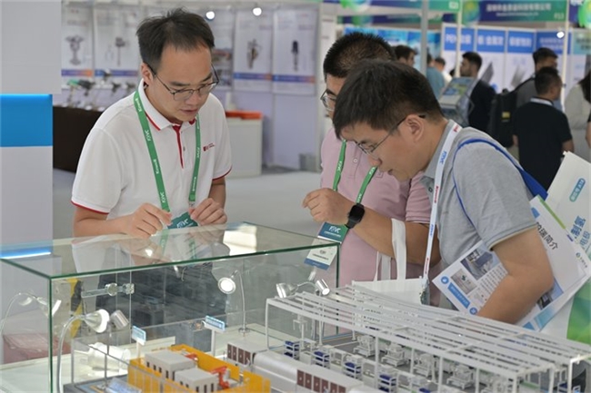 联赢激光登陆FCVC 2024氢燃料电池制造装备备受瞩目(图2) 联赢激光登陆FCVC 2024氢燃料电池制造装备备受瞩目(图2)