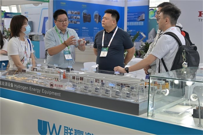 联赢激光登陆FCVC 2024氢燃料电池制造装备备受瞩目(图4) 联赢激光登陆FCVC 2024氢燃料电池制造装备备受瞩目(图4)