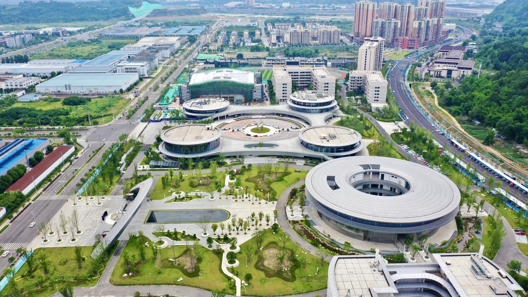 锂电产业进入结构性调整期 遂宁如何“渡河”？聚焦2024国际锂电新能源产业大会③(图2)