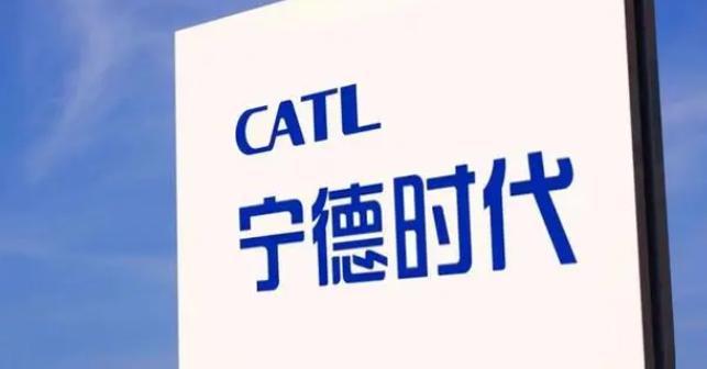 推出“天行L”商用电池“宁王”与“电池群雄”展开“厮杀”(图2) 推出“天行L”商用电池“宁王”与“电池群雄”展开“厮杀”(图2)