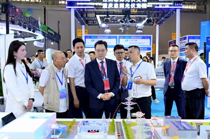 大咖齐聚展商竞秀!2024中国国际电力产业博览会暨绿色能源装备博览会盛大开幕(图3) 大咖齐聚展商竞秀!2024中国国际电力产业博览会暨绿色能源装备博览会盛大开幕(图3)